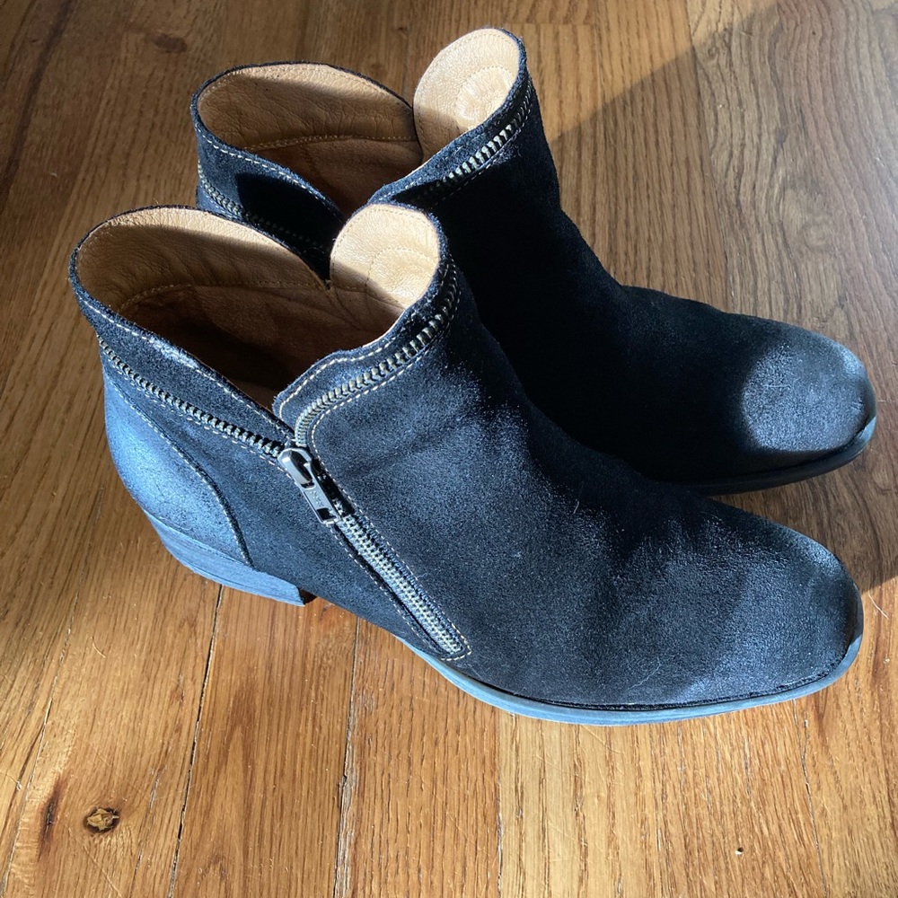 Born Montoro II Bootie